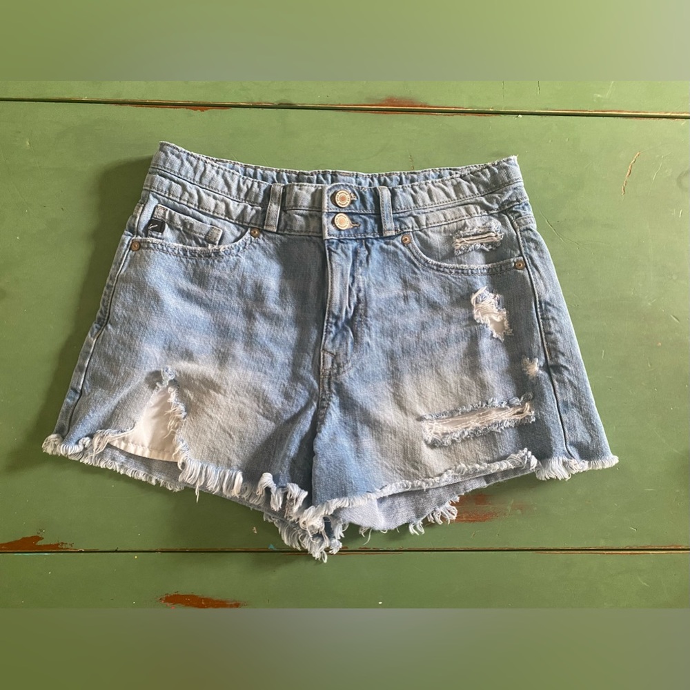 Kancan Distressed Jean Shorts Estilo Size Medium